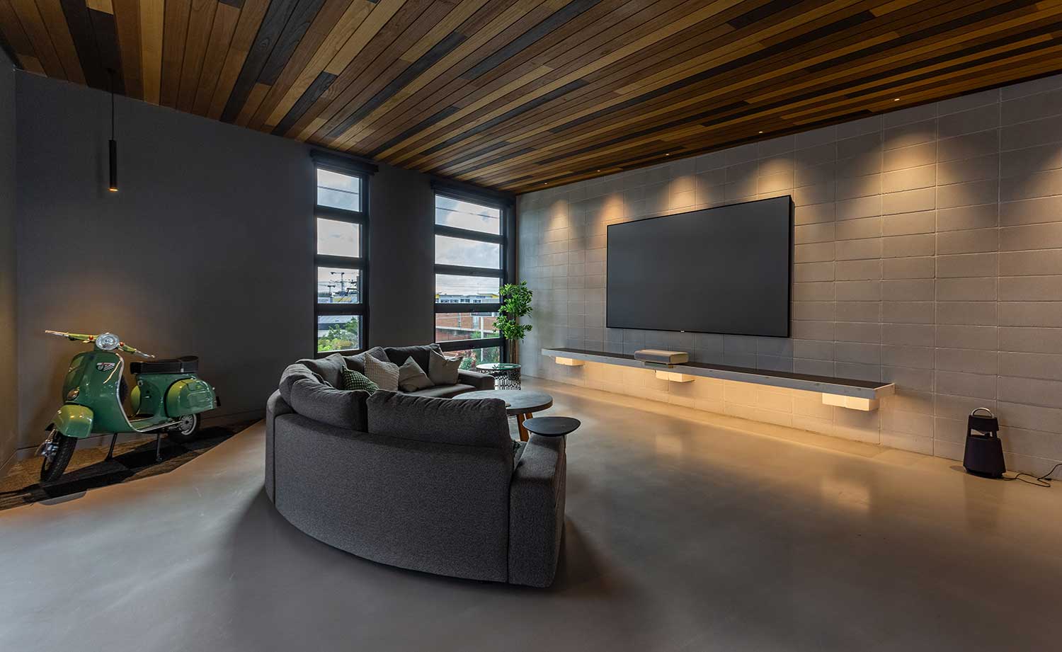 Smart-home-controls-for-connected-household-devices Smart-home-controls-for-connected-household-devices